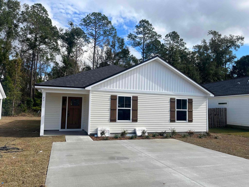 Photo of 31 Klickitat Drive, Crawfordville, FL 32327 (MLS # 394260)