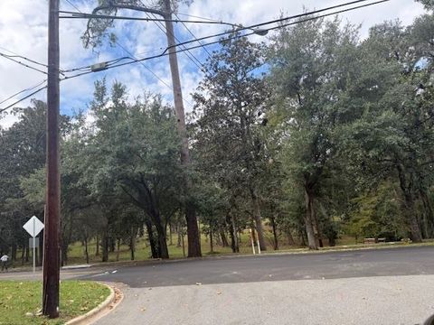 Tiny photo for 1107 Myers Park Drive, Tallahassee, FL 32301 (MLS # 392203)