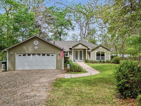 Photo of 3135 Tallavana Trail, Havana, FL 32333 (MLS # 398176)