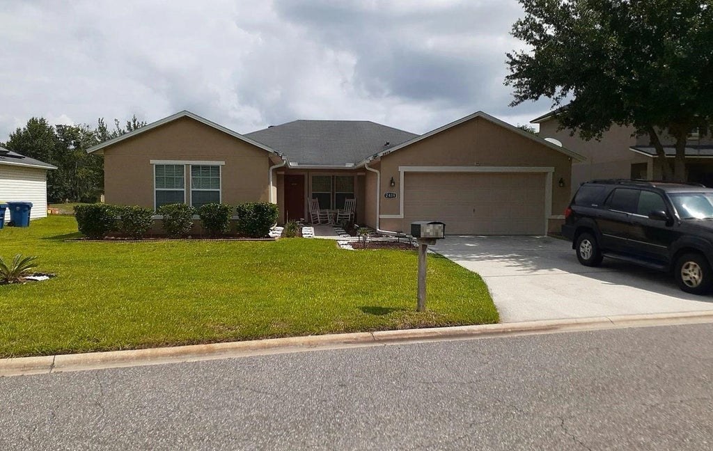 Photo of 2419 Eisner Drive, Jacksonville, FL 32218 (MLS # 402864)
