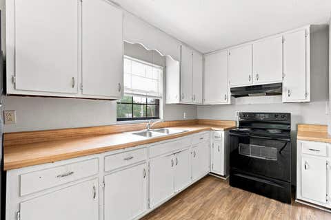 Tiny photo for 826 Robert and Trudie Perkins Way #1&2, Tallahassee, FL 32310 (MLS # 402530)