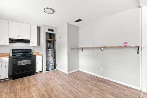 Tiny photo for 826 Robert and Trudie Perkins Way #1&2, Tallahassee, FL 32310 (MLS # 402530)
