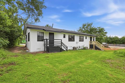 Tiny photo for 826 Robert and Trudie Perkins Way #1&2, Tallahassee, FL 32310 (MLS # 402530)