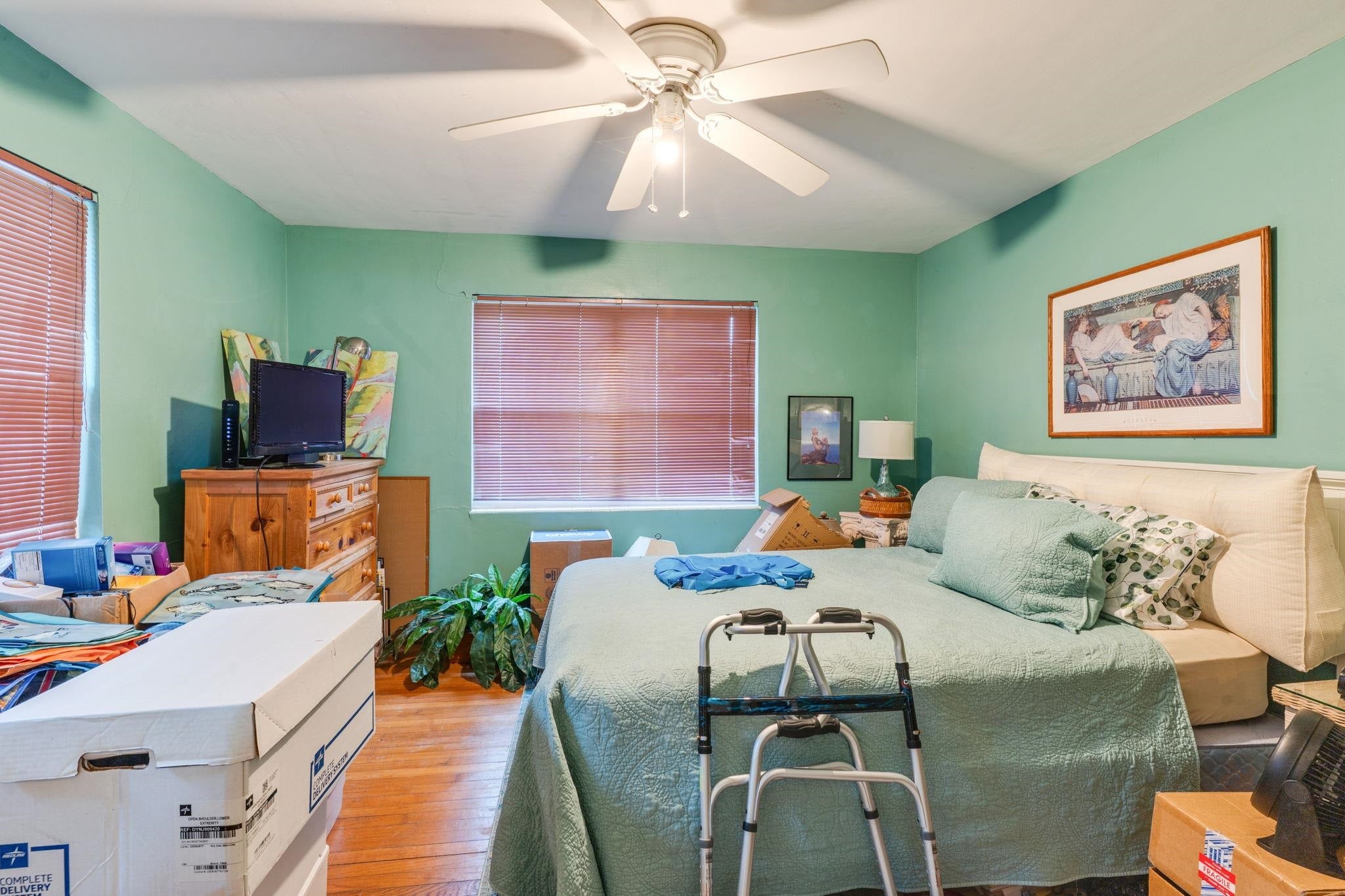 202 E Bradford Road 1-4