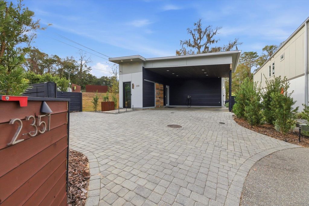 Photo of 2351 Lake Hall Road, Tallahassee, FL 32309 (MLS # 394017)