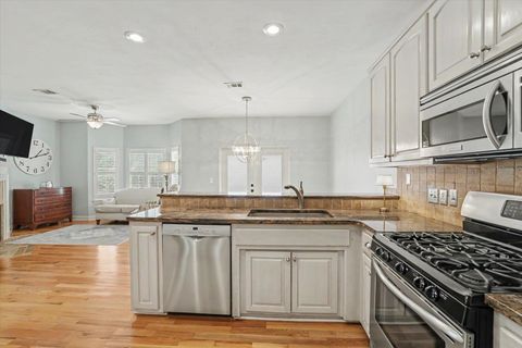 Tiny photo for 883 HILL ROOST Road, Tallahassee, FL 32312 (MLS # 400017)