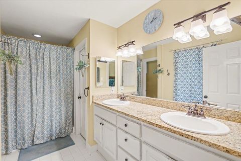 Tiny photo for 883 HILL ROOST Road, Tallahassee, FL 32312 (MLS # 400017)