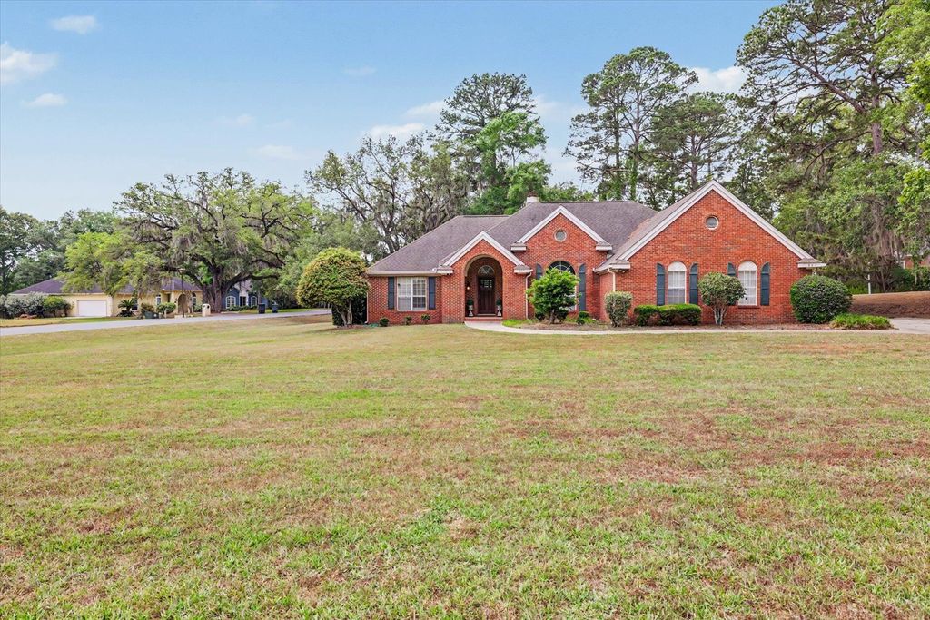 Photo of 883 HILL ROOST Road, Tallahassee, FL 32312 (MLS # 400017)