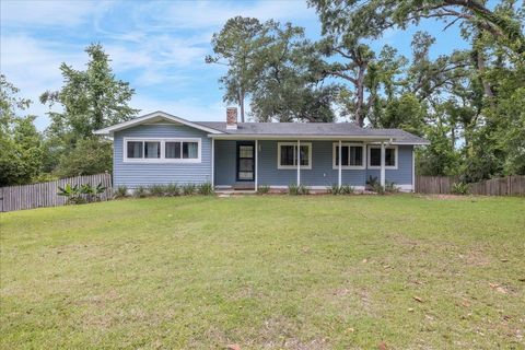 Tiny photo for 1700 S Meridian Street, Tallahassee, FL 32301 (MLS # 385836)