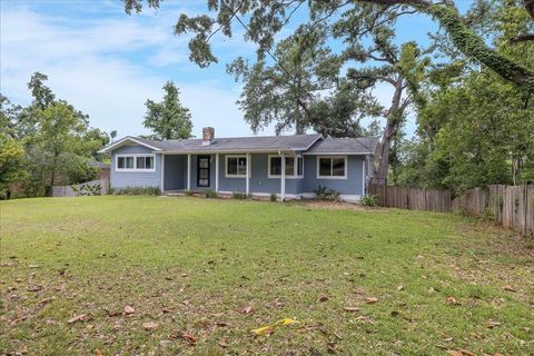 Tiny photo for 1700 S Meridian Street, Tallahassee, FL 32301 (MLS # 385836)