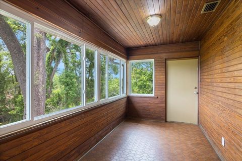 Tiny photo for 1700 S Meridian Street, Tallahassee, FL 32301 (MLS # 385836)