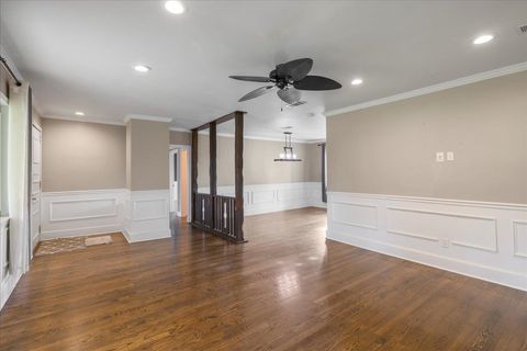 Tiny photo for 1700 S Meridian Street, Tallahassee, FL 32301 (MLS # 385836)