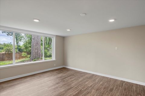 Tiny photo for 1700 S Meridian Street, Tallahassee, FL 32301 (MLS # 385836)