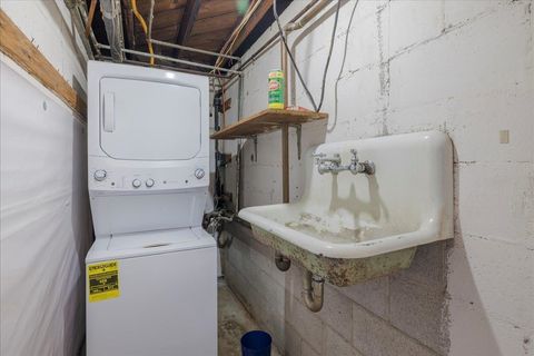 Tiny photo for 1700 S Meridian Street, Tallahassee, FL 32301 (MLS # 385836)