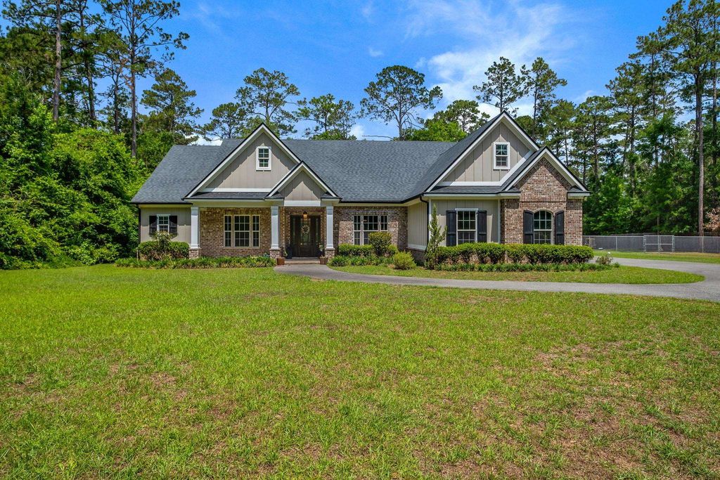 Photo of 7051 Duck Cove Road, Tallahassee, FL 32312 (MLS # 399847)