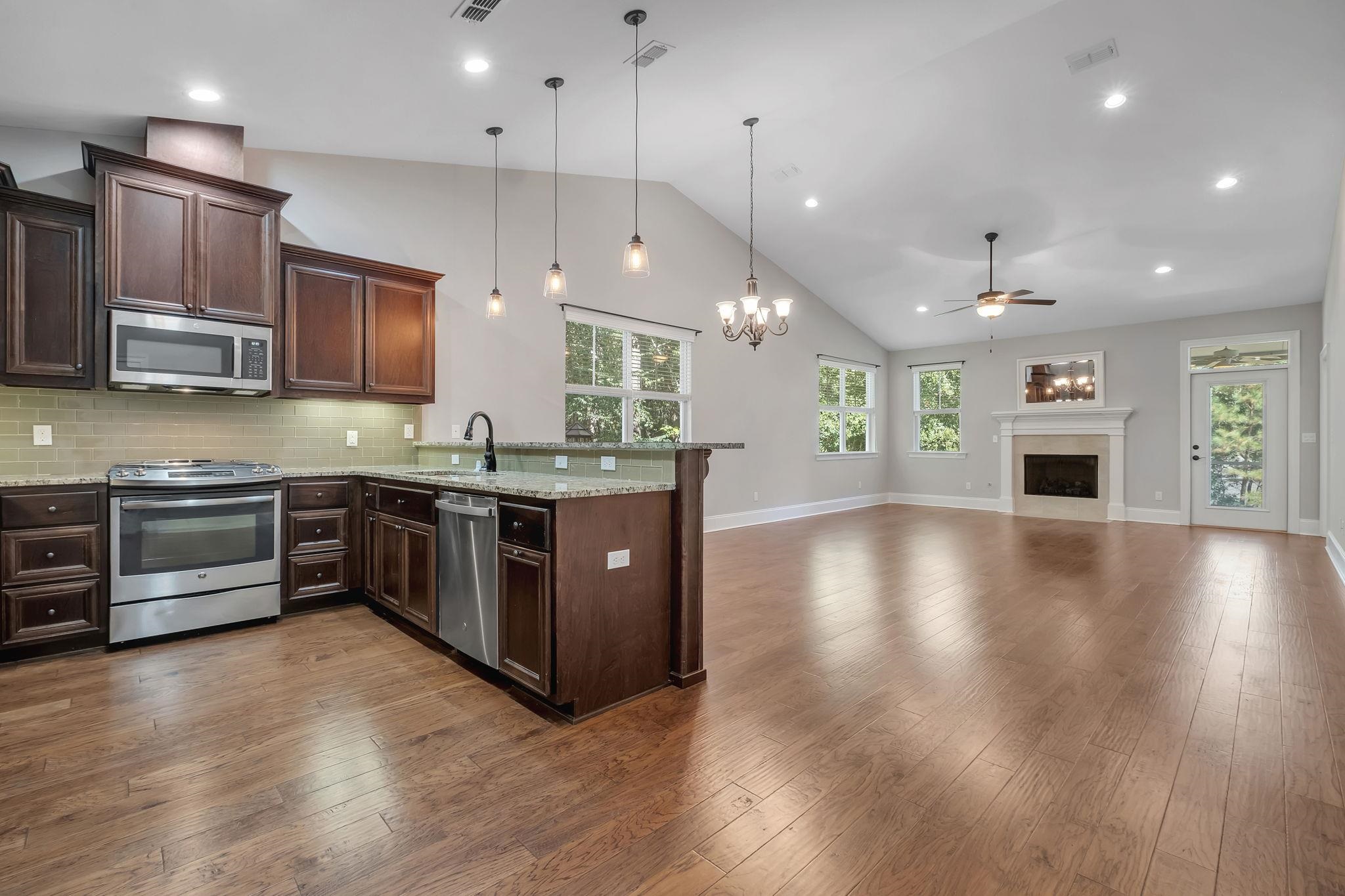 4075 Old Plantation Loop