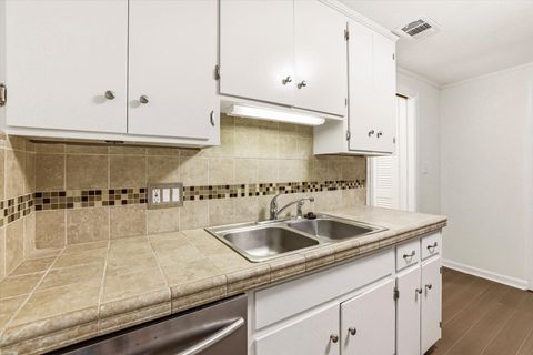 Tiny photo for 1904 MICCOSUKEE Road, Tallahassee, FL 32308 (MLS # 397356)