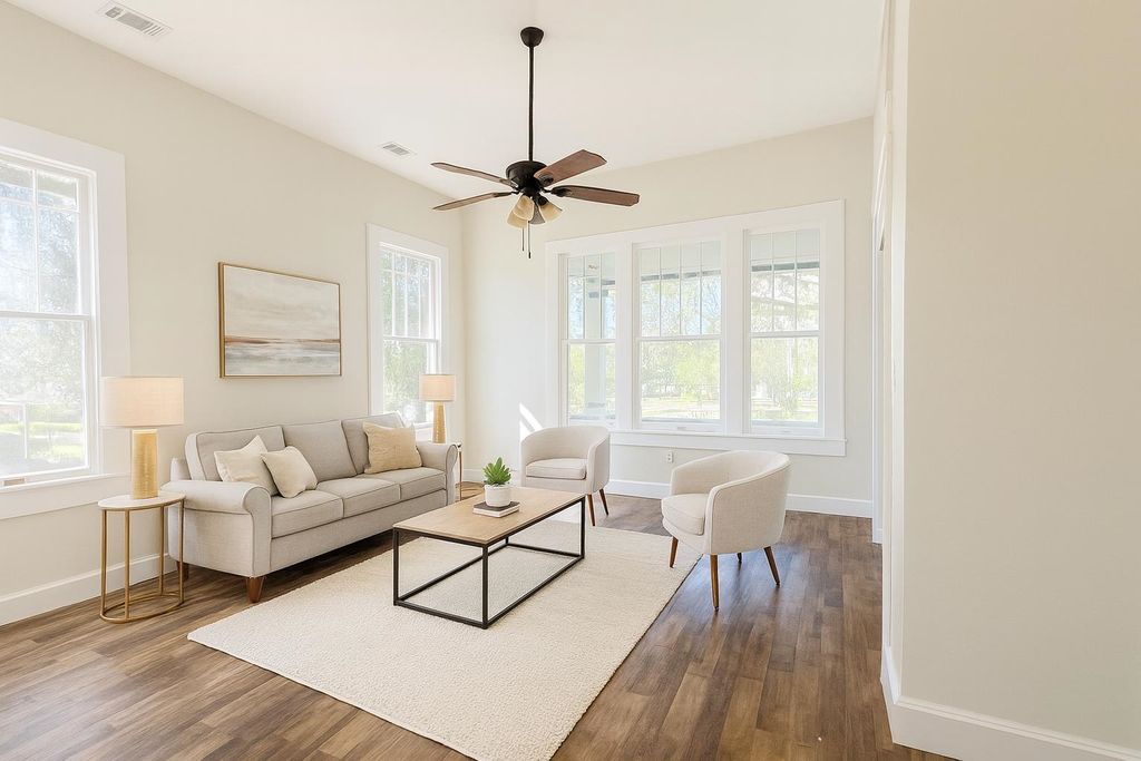 Photo of 313 SW Horry Avenue, Madison, FL 32340 (MLS # 393859)