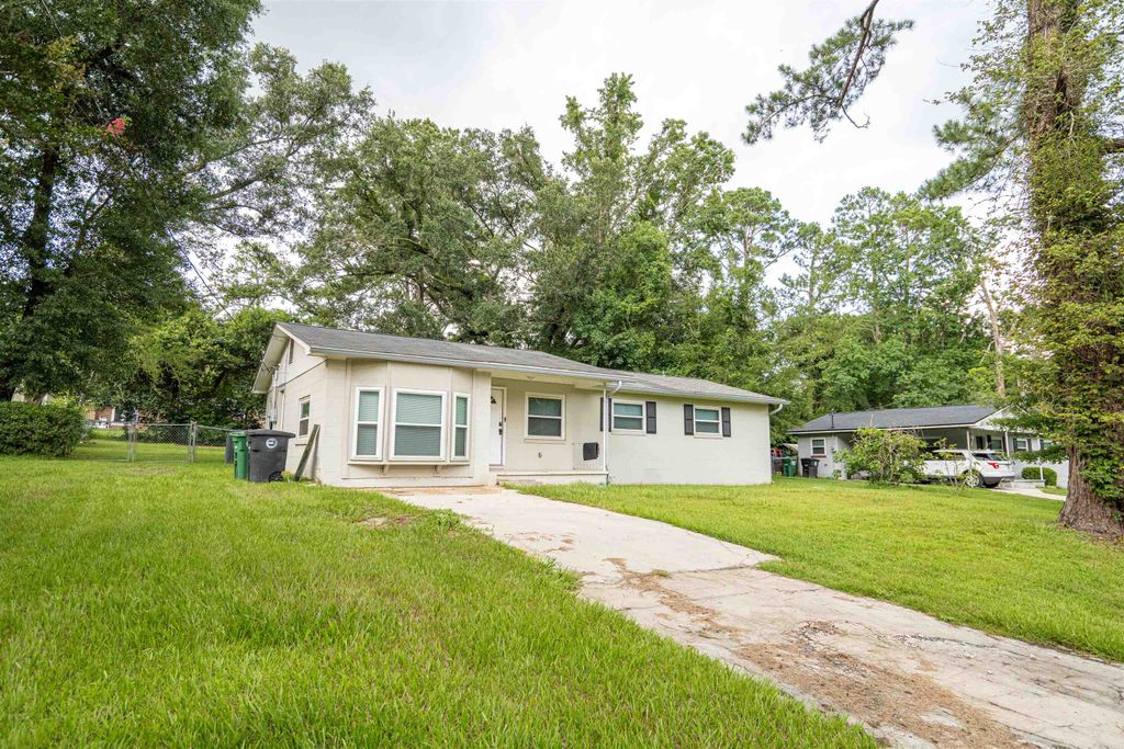 Photo of 2612 Rippee Road, Tallahassee, FL 32303 (MLS # 396970)