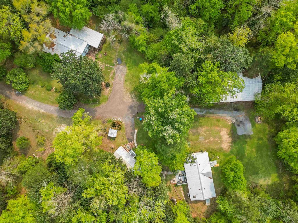 Photo of 451 Havana Highway #-, Quincy, FL 32351 (MLS # 388318)