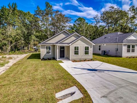 A home in Crawfordville