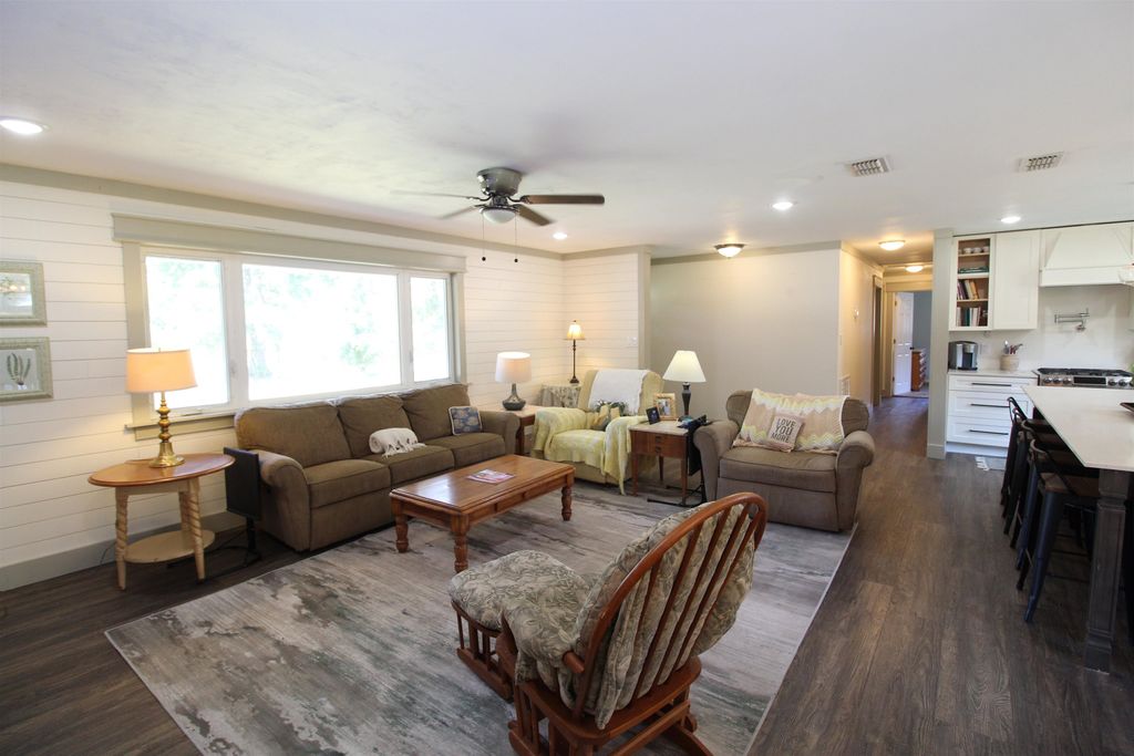 Photo of 5303 Buck Lake Road, Tallahassee, FL 32317 (MLS # 396582)