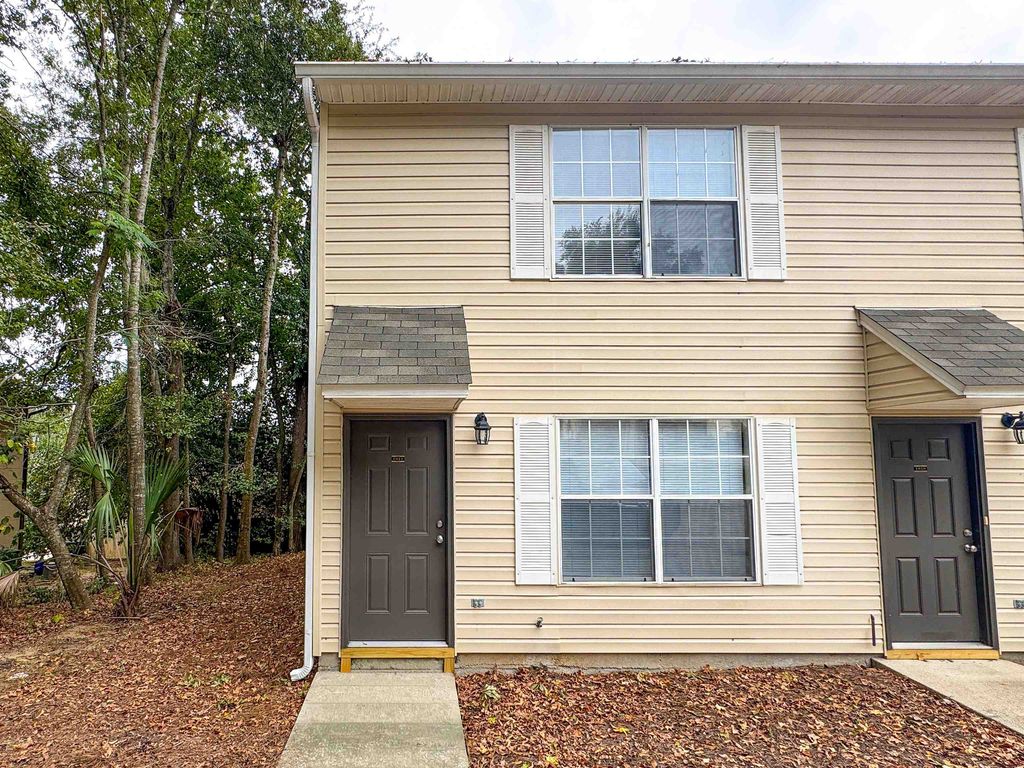 Photo of 1921 Larette Drive, Tallahassee, FL 32301 (MLS # 392038)