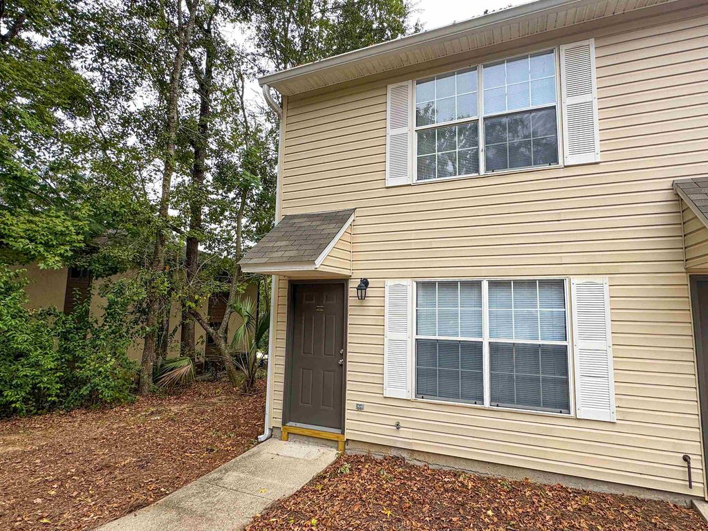 Photo of 1921 Larette Drive, Tallahassee, FL 32301 (MLS # 392038)