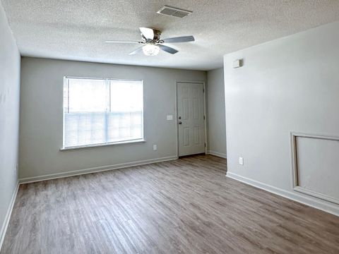 Tiny photo for 1921 Larette Drive, Tallahassee, FL 32301 (MLS # 392038)