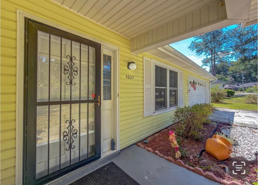 Photo of 1537 GOODWOOD Drive, Tallahassee, FL 32308 (MLS # 393175)