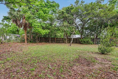 Tiny photo for 1604 Branch Street, Tallahassee, FL 32303 (MLS # 398137)