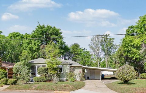 Tiny photo for 1604 Branch Street, Tallahassee, FL 32303 (MLS # 398137)