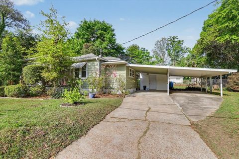 Tiny photo for 1604 Branch Street, Tallahassee, FL 32303 (MLS # 398137)
