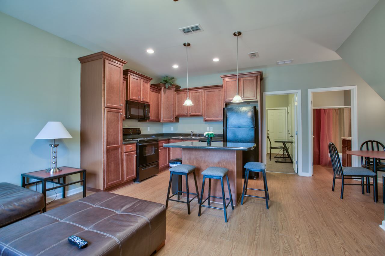 2003 Bloomington Avenue 8 unit Building