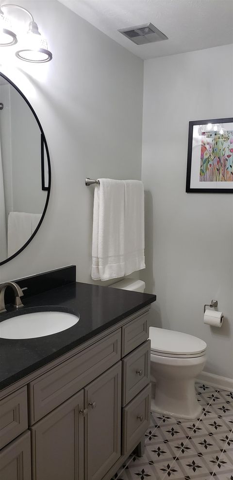 Tiny photo for 224 Timberlane Road, Tallahassee, FL 32312 (MLS # 395480)