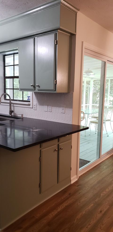 Tiny photo for 224 Timberlane Road, Tallahassee, FL 32312 (MLS # 395480)