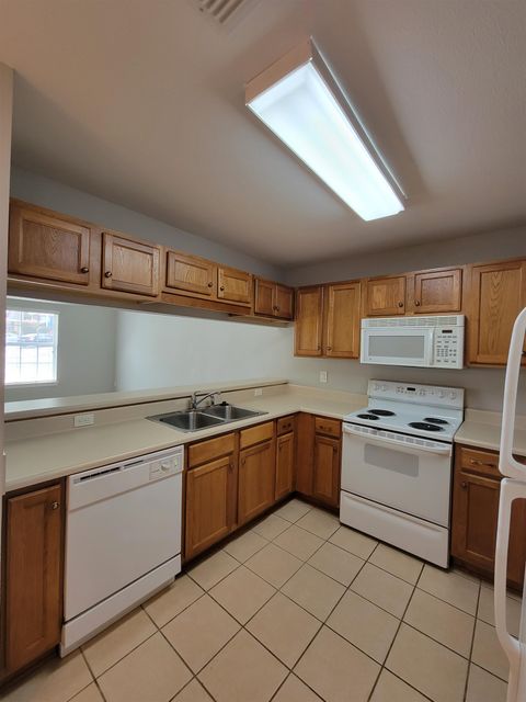Tiny photo for 4434 Gearhart Rd Rd #3301, Tallahassee, FL 32303 (MLS # 398283)