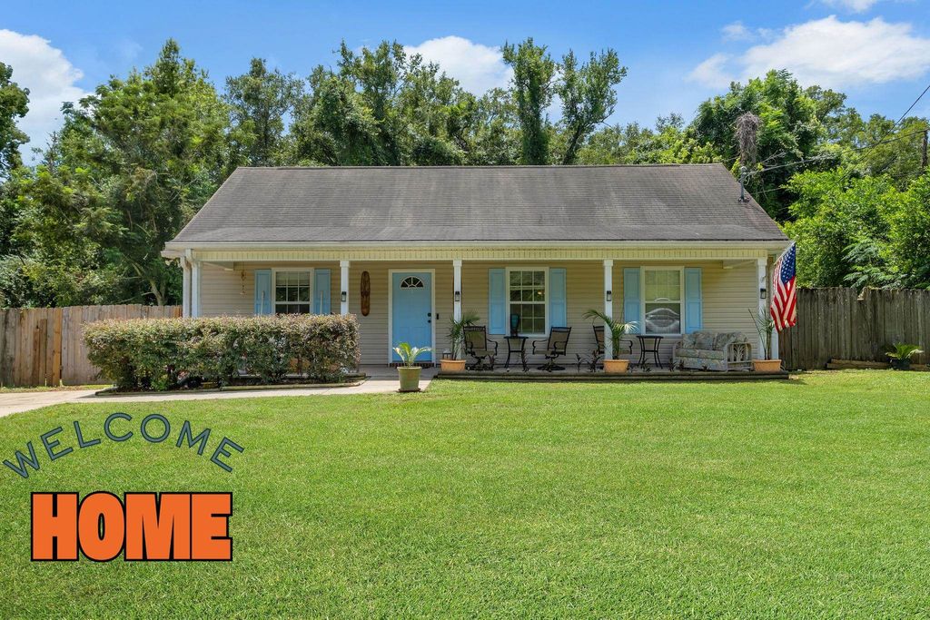 Photo of 4831 Jackson Cove Road, Tallahassee, FL 32303 (MLS # 388598)