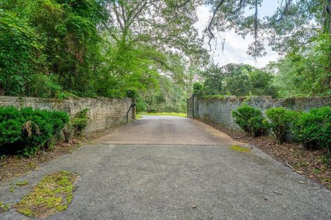 9885 Old Centerville Road Tallahassee FL 32309