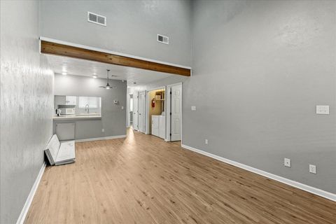 Photo of 216 Dixie Drive #B4, Tallahassee, FL 32304 (MLS # 401710)