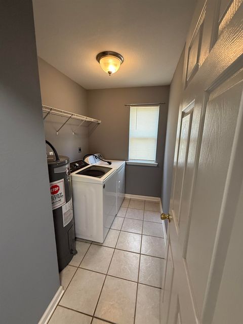 Tiny photo for 36 Evans Avenue, Crawfordville, FL 32327 (MLS # 396938)