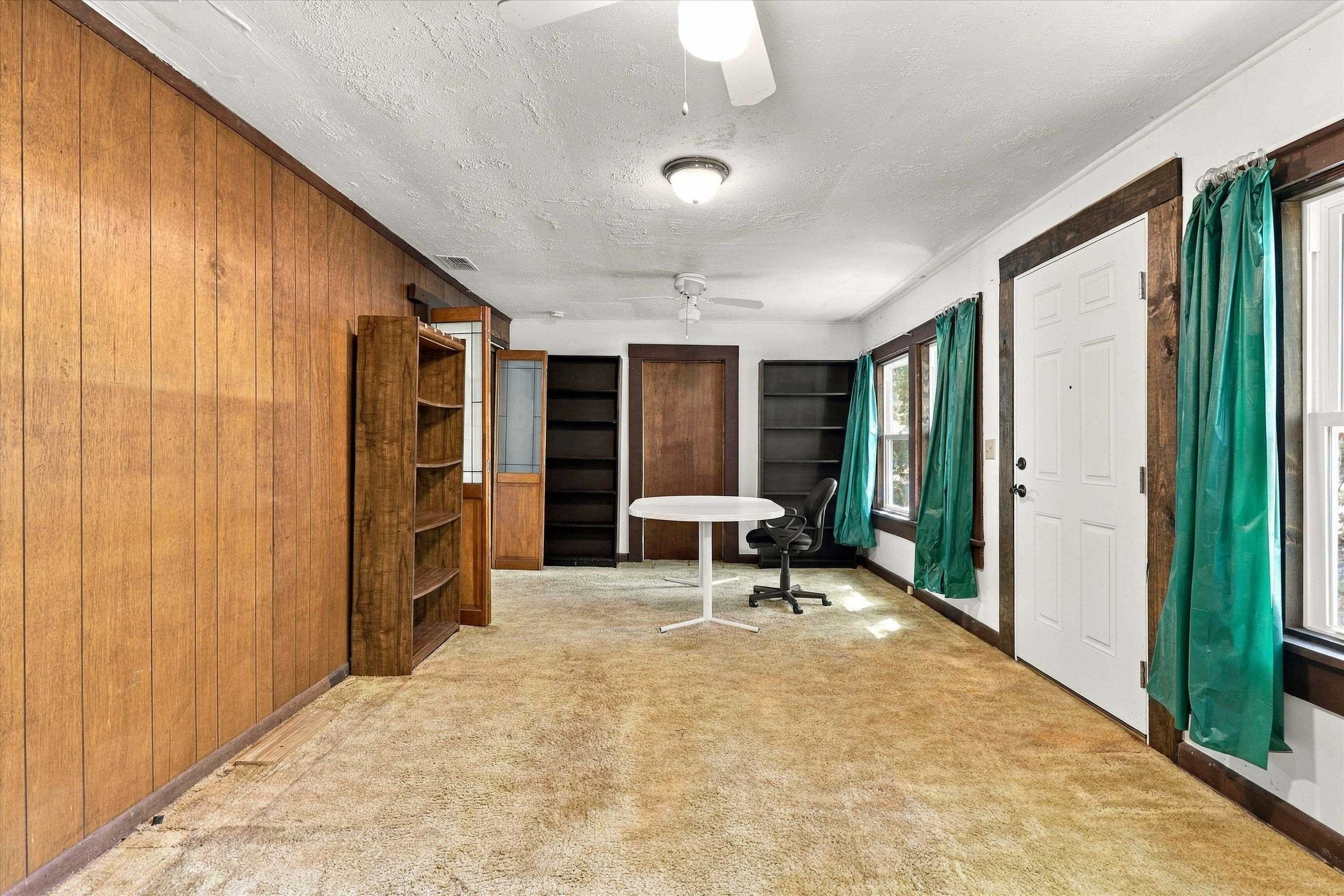 380 Poplar Street