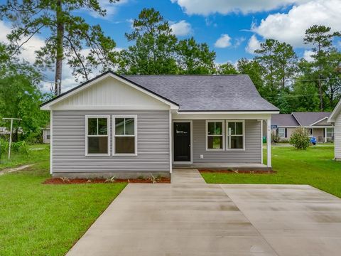 A home in Crawfordville