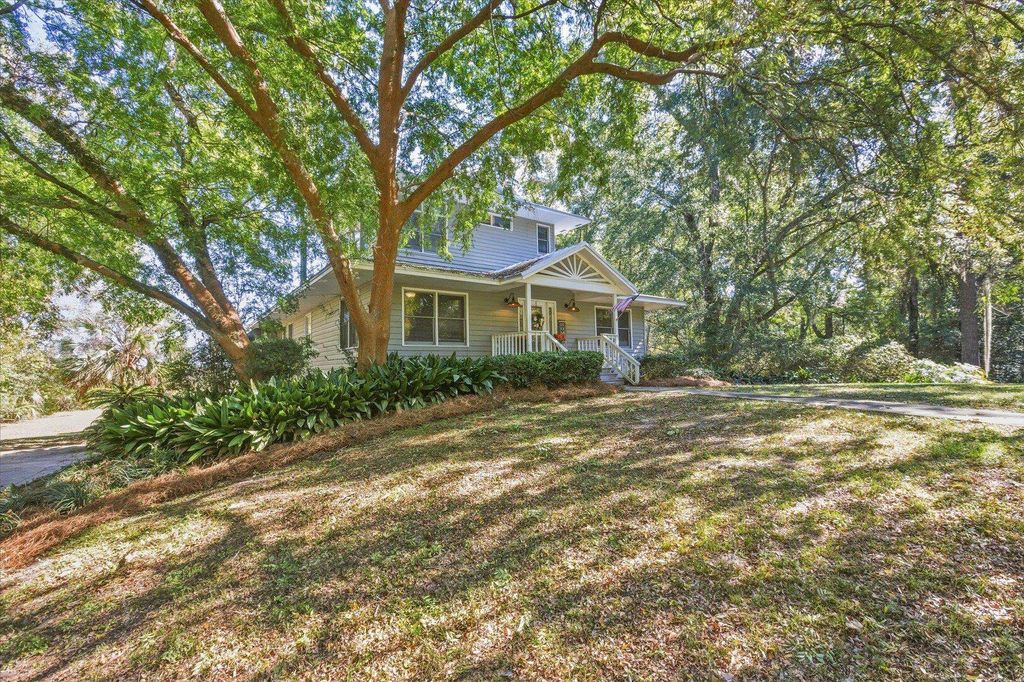 Photo of 4533 Andrew Jackson Way, Tallahassee, FL 32303 (MLS # 392865)