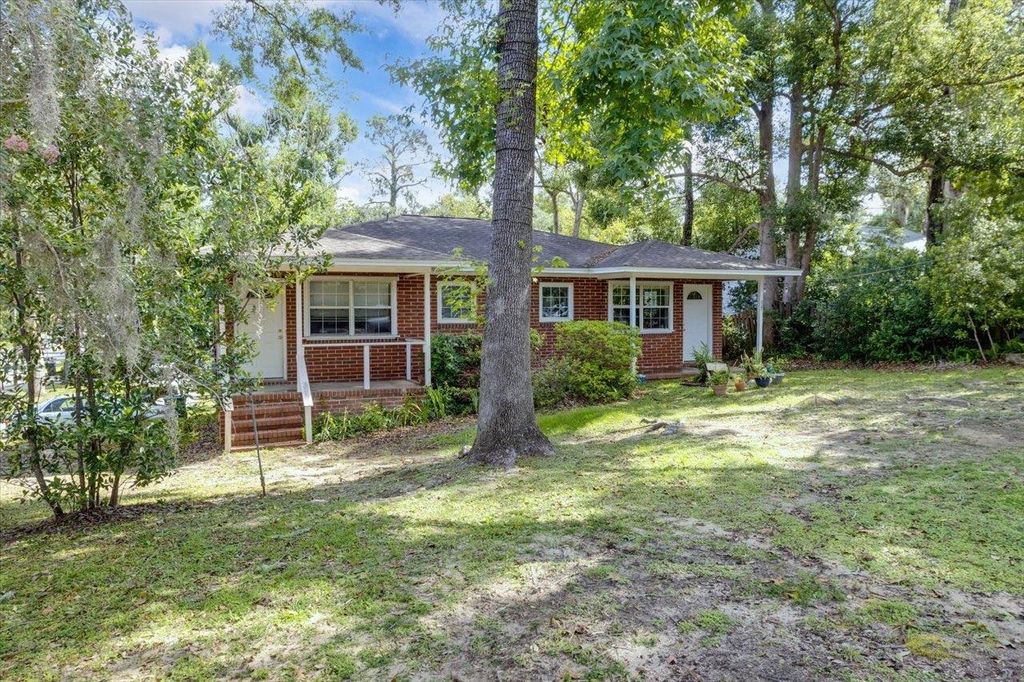 Photo of 502 E JENNINGS Street #2, Tallahassee, FL 32301 (MLS # 388227)