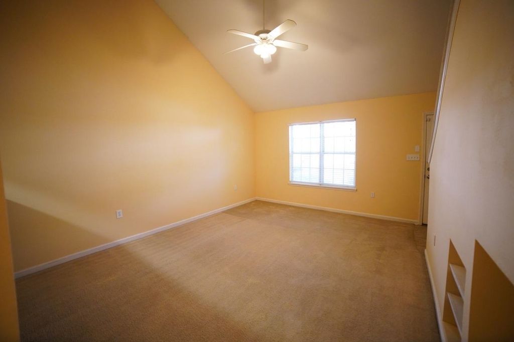 Photo of 2738 W Tharpe Street #2306, Tallahassee, FL 32303 (MLS # 393939)