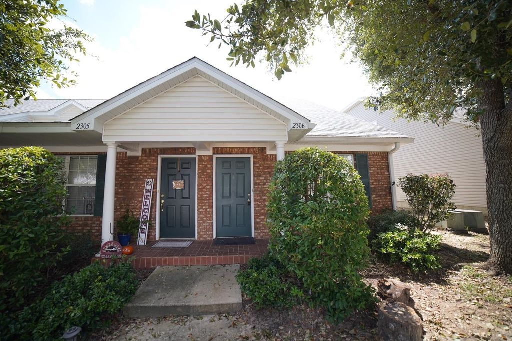 Photo of 2738 W Tharpe Street #2306, Tallahassee, FL 32303 (MLS # 393939)