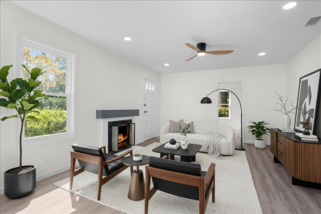 Photo of 400 Talaflo Street, Tallahassee, FL 32308 (MLS # 393952)