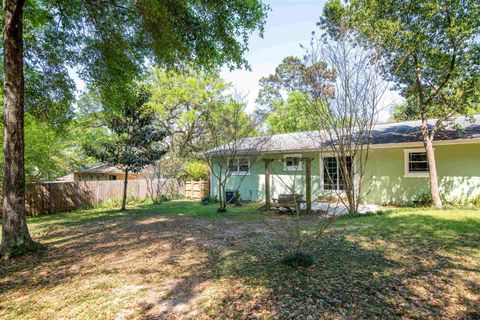 Tiny photo for 2519 Hastings Drive, Tallahassee, FL 32303 (MLS # 397829)