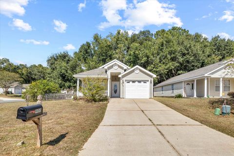 Tiny photo for 900 Saddle Creek Run, Tallahassee, FL 32301 (MLS # 392404)